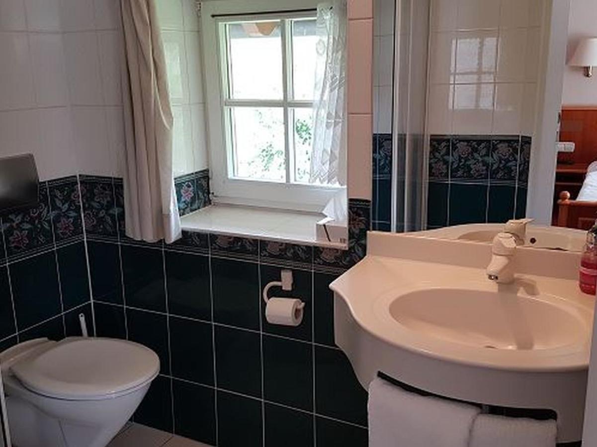 Hotel & Restaurant Weinberg บาเดน-บาเดน ภายนอก รูปภาพ