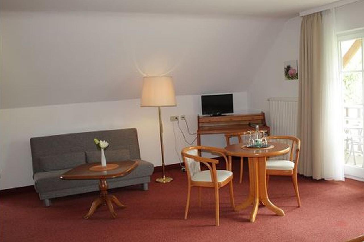 Hotel & Restaurant Weinberg บาเดน-บาเดน ภายนอก รูปภาพ